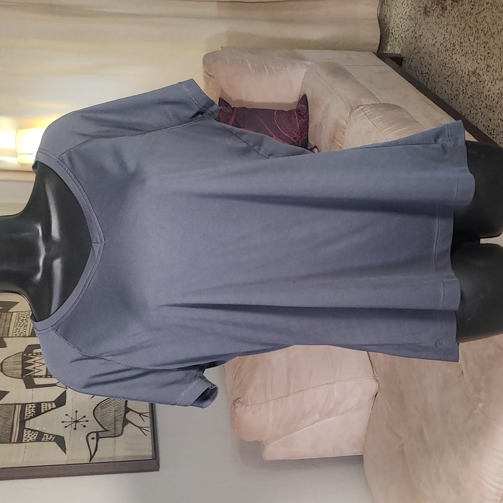 Danskin Gray athletic top